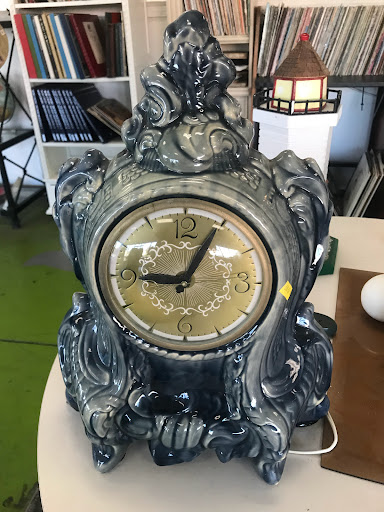 Thrift Store «Visalia Emergency Aid Council Thrift Store», reviews and photos