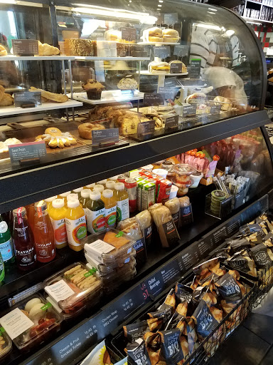 Shopping Mall «Orlando Outlet Marketplace», reviews and photos, 5269 International Dr, Orlando, FL 32819, USA