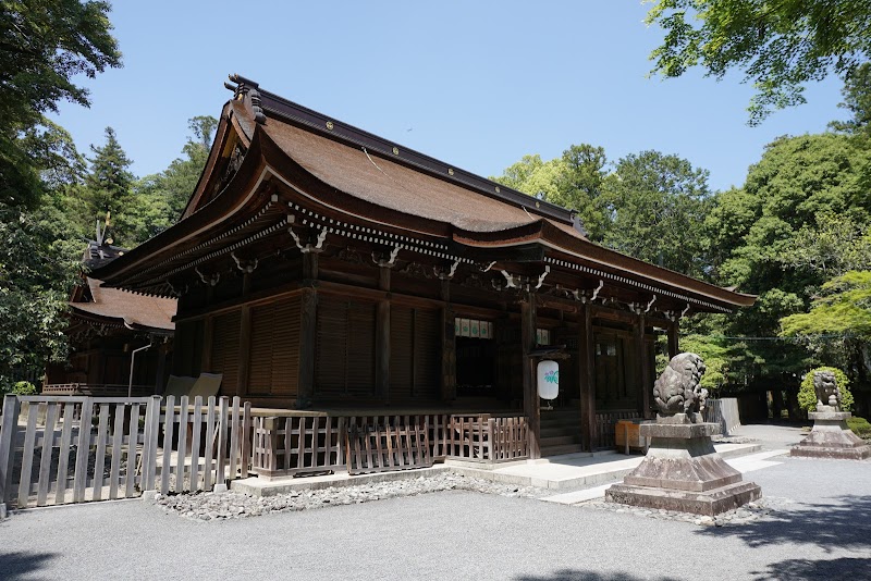 多田神社 拝殿