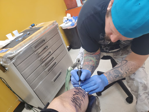 Tattoo Shop «BLOOD AND IRON TATTOO», reviews and photos, 2393 W 27th St # 521, Greeley, CO 80634, USA