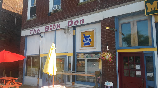 Book Store «Market Square», reviews and photos, 6406 Kinsman Nickerson Rd, Kinsman, OH 44428, USA