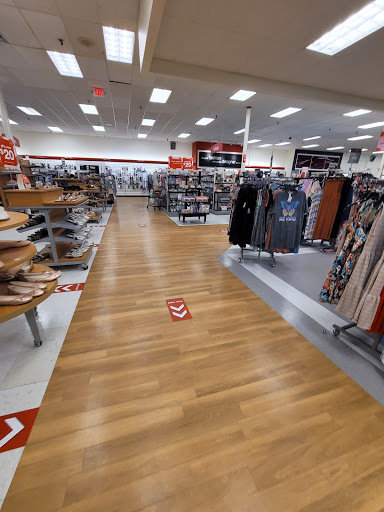 Department Store «T.J. Maxx», reviews and photos, 239 Memorial Ave, West Springfield, MA 01089, USA