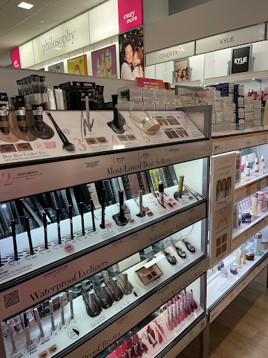 Hair Salon «Ulta Beauty», reviews and photos, 2915 Harrison Ave NW #255, Olympia, WA 98502, USA