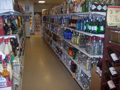 Liquor Store «B & L Liquor Store», reviews and photos, 1369 Main St, Houlton, WI 54082, USA