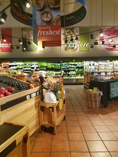Grocery Store «The Fresh Market», reviews and photos, 9375 Poplar Ave, Germantown, TN 38138, USA