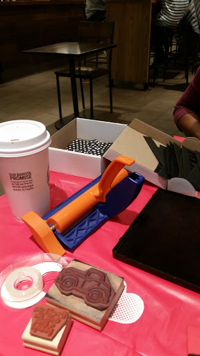 Coffee Shop «Starbucks», reviews and photos, 2034 N Highland Ave, Jackson, TN 38305, USA