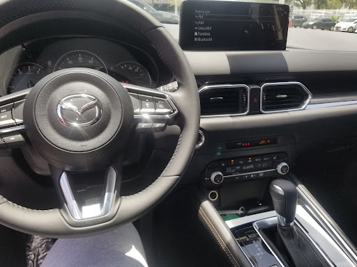 Mazda Dealer «Ferman Mazda of Brandon», reviews and photos, 9809 E Adamo Dr, Tampa, FL 33619, USA