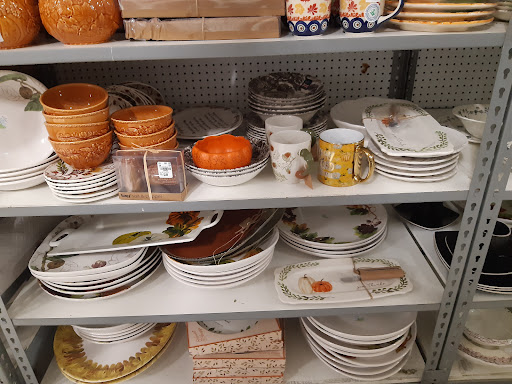 Home Goods Store «Tuesday Morning», reviews and photos, 1901 Camino Ramon, Danville, CA 94526, USA