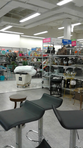 Clothing Store «Burlington Coat Factory», reviews and photos, 150 E Main St, Alhambra, CA 91801, USA