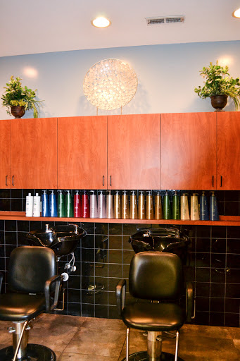 Beauty Salon «Irelands Spa & Salon», reviews and photos, 1617 Hubbard Dr, Lancaster, OH 43130, USA