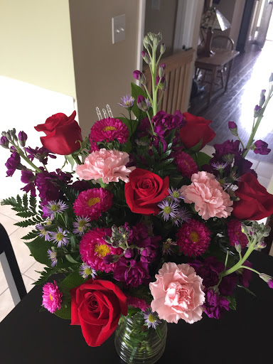 Florist «Eichholz Flowers», reviews and photos, 133 E Main St, Waynesboro, PA 17268, USA