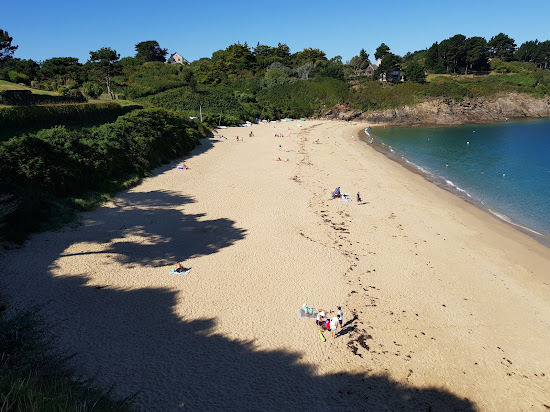 Plage de la Fosse aux Vaults