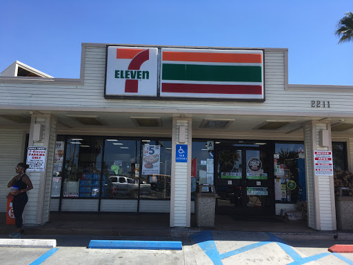 7-Eleven, 2211 San Elijo Ave, Cardiff, CA 92007, USA, 