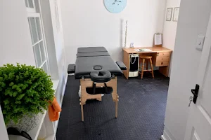 Nanette Olivier Sport Massage Therapy image