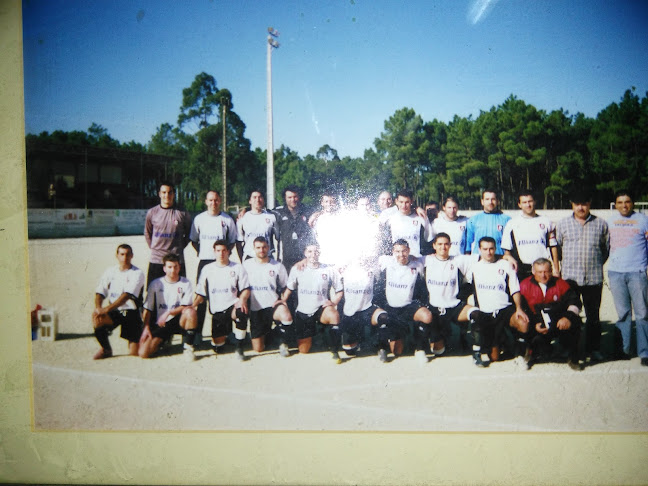 Avaliações doCampo de Futebol dos Casais de Faíscas em Montemor-o-Velho - Campo de futebol