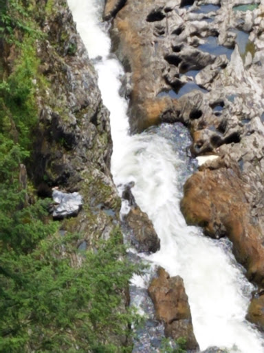 Gift Shop «Quechee Gorge Gifts & Sportswear», reviews and photos, 6053 Woodstock Rd, Quechee, VT 05059, USA