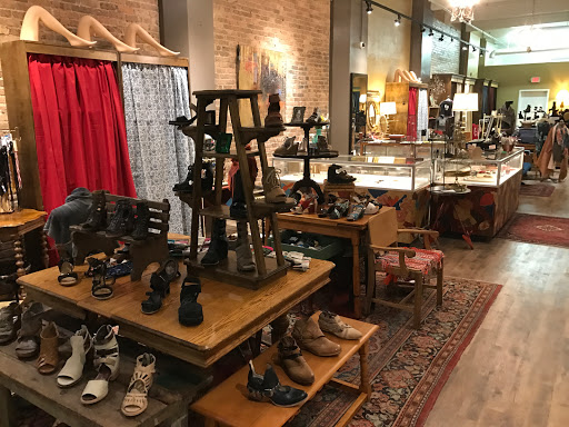 Shoe Store «Shoo Inc», reviews and photos, 241 N Broadway #1B, Milwaukee, WI 53202, USA