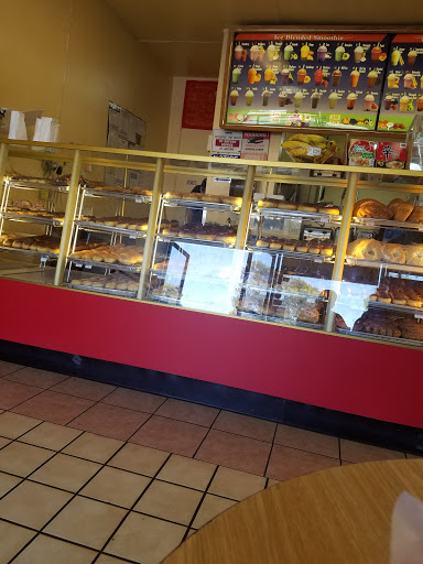 Donut Shop «Savy Donuts», reviews and photos, 14460 Newport Ave # C, Tustin, CA 92780, USA