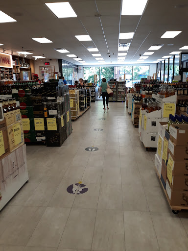 Liquor Store «PJ Wine», reviews and photos, 4898 Broadway, New York, NY 10034, USA