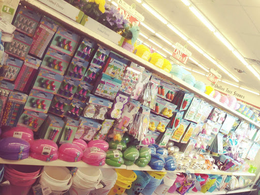Dollar Store «Dollar Tree», reviews and photos, 17440 Colima Rd, Rowland Heights, CA 91748, USA