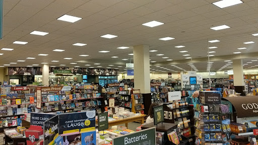 Book Store «Barnes & Noble», reviews and photos, 11380 Legacy Ave, Palm Beach Gardens, FL 33410, USA