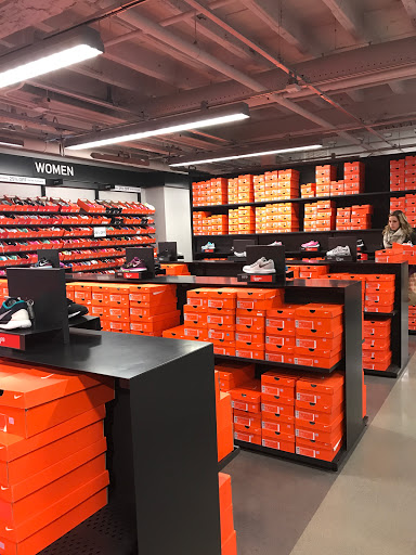 Sportswear Store «Nike», reviews and photos, 1261 Woodward Ave, Detroit, MI 48226, USA