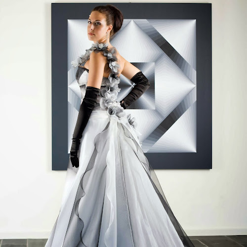 Tina Zanaboni fashion designer - Via Prof. G. Fortuzzi - Bovisio Masciago