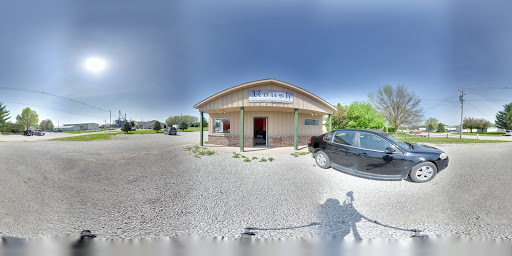 Auto Body Shop «Roush Collision and Retoration LLC», reviews and photos, 303 E Madison St, Winterset, IA 50273, USA