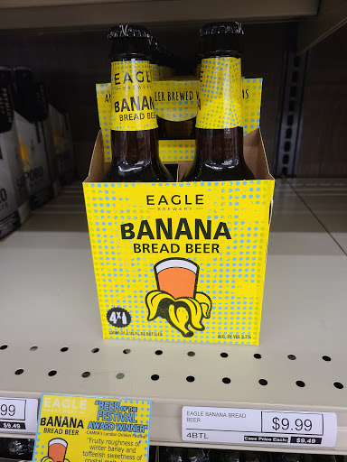 Beer Store «Family Beer & Liquor Store», reviews and photos, 20200 US Rte 20 Frontage Rd, East Dubuque, IL 61025, USA