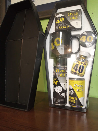 Shopping Mall «Town & Country Shopping Center», reviews and photos, 2615 N Kansas Expy, Springfield, MO 65803, USA