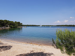 Photo de Uvala Minerska bay avec un rivage spacieux