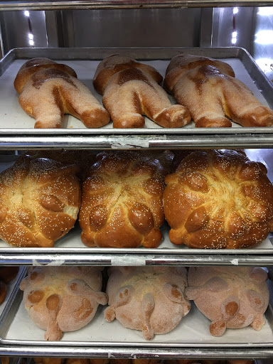 Grocery Store «La Casa Del Pueblo Market», reviews and photos, 221 E 6th St, Corona, CA 92879, USA