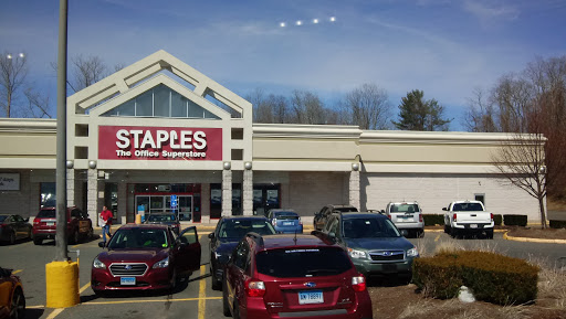 Shopping Mall «Tri-City Plaza Shopping Center», reviews and photos, 35 Talcottville Rd, Vernon, CT 06066, USA