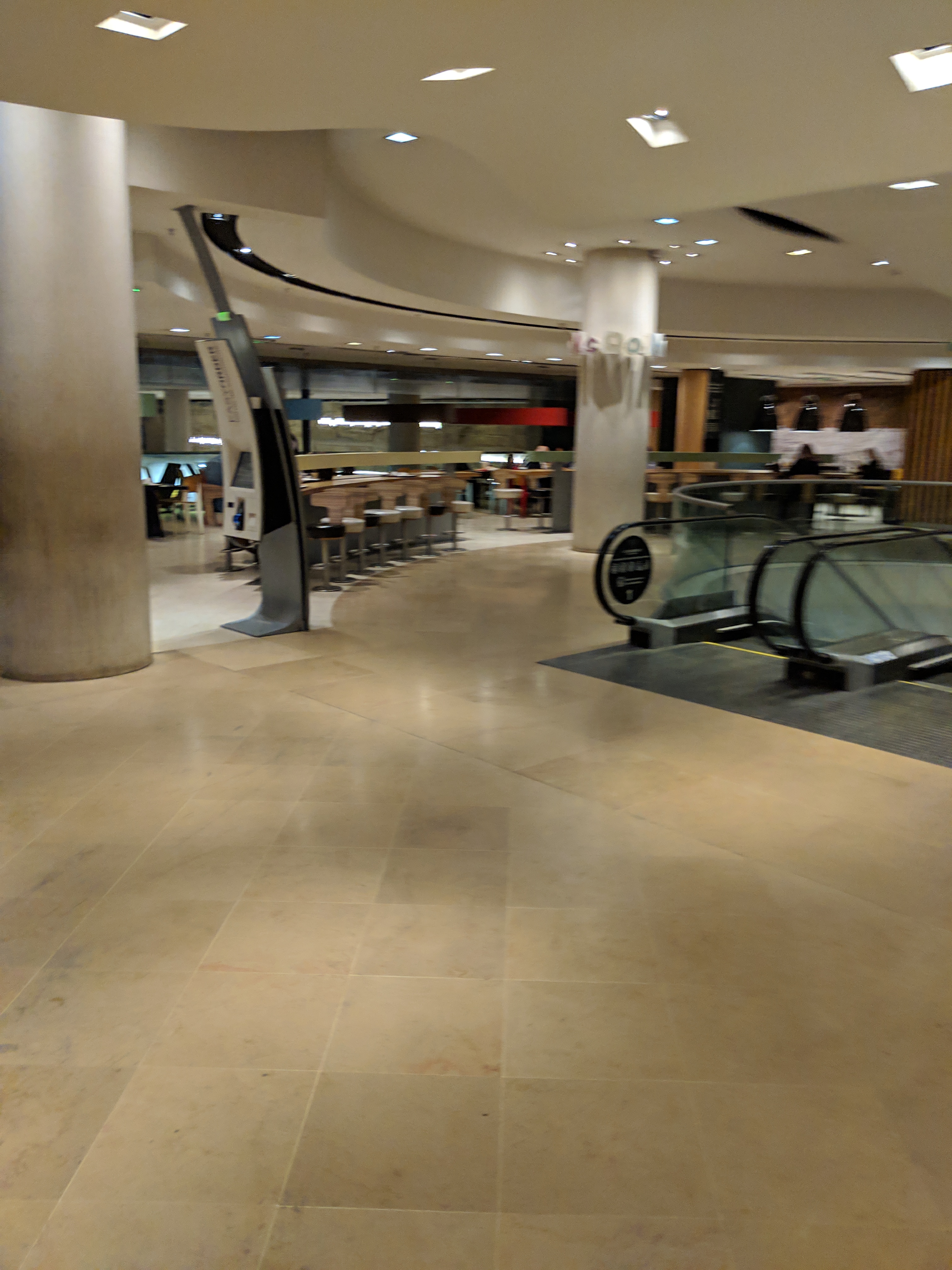 Photo n° 13 de l'avis de Ali.s fait le 17/04/2019 à 03:35