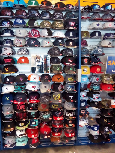 Outlet Mall «Outlets At Conroe», reviews and photos, 1111 League Line Rd, Conroe, TX 77303, USA