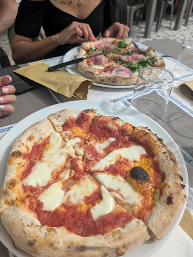 MarBella, Pizzeria e Taperia in Martinsicuro, Provincia di Teramo