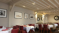 Atmosphère du Restaurant de fruits de mer Restaurant de la Marée à Grandcamp-Maisy - n°15