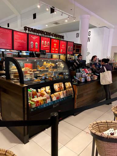 Shopping Mall «Menlo Park Mall», reviews and photos, 55 Parsonage Rd, Edison, NJ 08837, USA