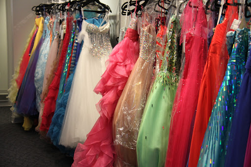 Bridal Shop «Le Dress Boutique, Discount Wedding and Evening Dresses», reviews and photos, 206 Johnson Ferry Rd, Sandy Springs, GA 30328, USA