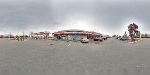 Tobacco Shop «Big Blaze smoke shop», reviews and photos, 851 N Sacramento St, Lodi, CA 95240, USA