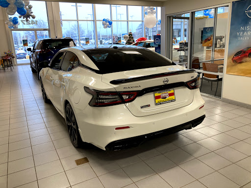 Nissan Dealer «Thomas Nissan», reviews and photos, 1427 N Larkin Ave, Joliet, IL 60435, USA