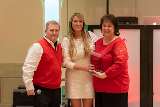 Car Dealer «Summit Place Kia», reviews and photos, 2200 Elizabeth Lake Rd, Waterford Twp, MI 48328, USA