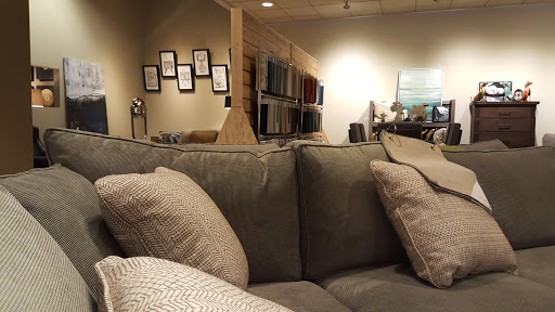 Furniture Store «Bassett Home Furnishings», reviews and photos, 5951 S 180th St, Tukwila, WA 98188, USA