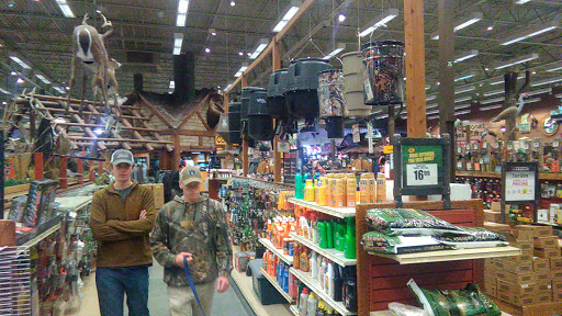 Sporting Goods Store «Bass Pro Shops», reviews and photos, 5900 Sugarloaf Pkwy, Lawrenceville, GA 30043, USA