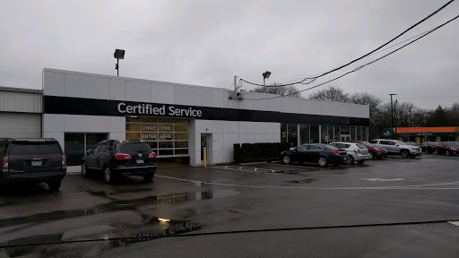 Car Dealer «Ray Laethem Buick GMC», reviews and photos, 17677 Mack Ave, Detroit, MI 48224, USA
