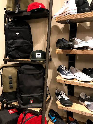 Shoe Store «DNA Footwear Williamsburg», reviews and photos, 133 N 7th St, Brooklyn, NY 11249, USA