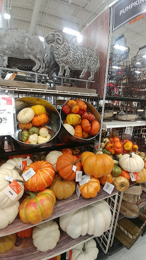 Craft Store «Michaels», reviews and photos, 25 Hazard Ave, Enfield, CT 06082, USA