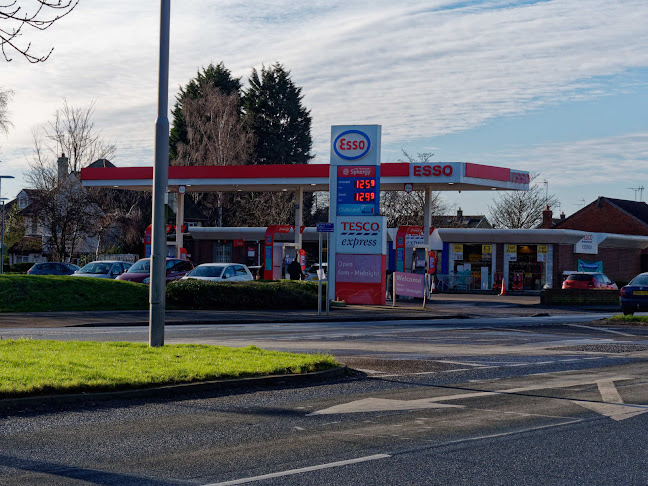 ESSO TESCO BOOTHFERRY HESSLE EXPRESS