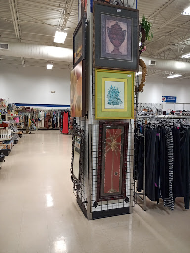 Thrift Store «Goodwill Retail & Donation Center», reviews and photos, 13500 Plantation Rd, Fort Myers, FL 33966, USA
