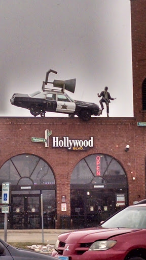 Movie Theater «Hollywood Blvd. Cinema», reviews and photos, 1001 75th St, Woodridge, IL 60517, USA